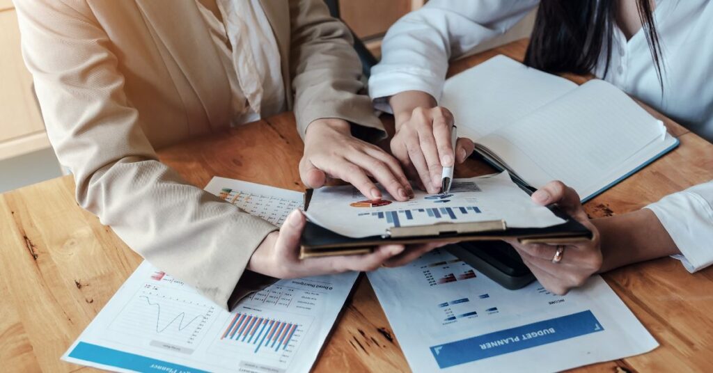 outsourced restaurant accounting