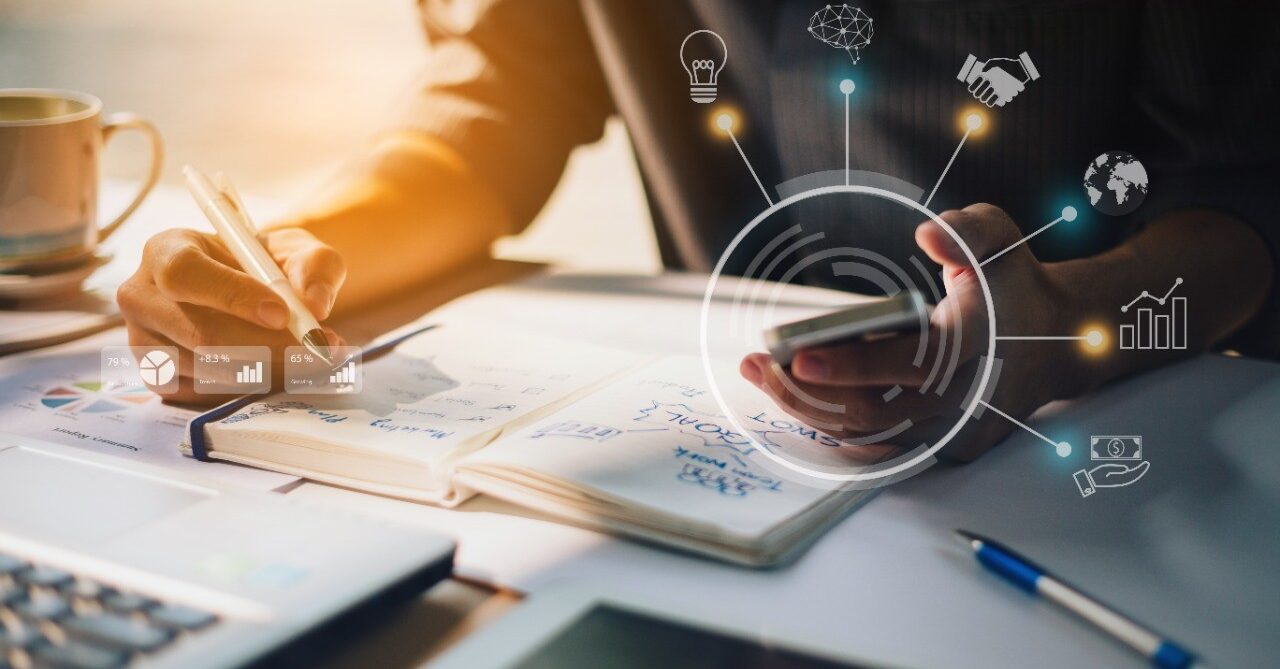 The Role of Technology in Streamlining Payroll for MNCs in India